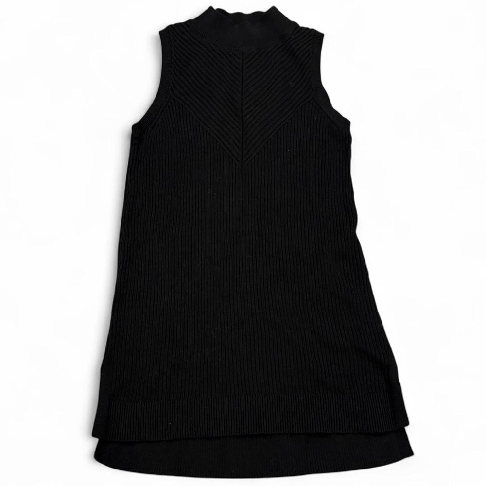 Banana Republic mock neck tunic length sleeveless sweater